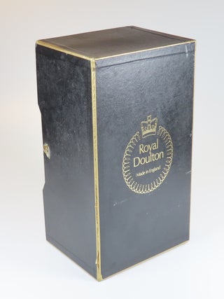 Royal Doulton Winston Churchill Centenary Bust, copy #495 of the limited edition, including the original wood plinth and housed in the original two-piece case