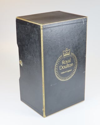 Royal Doulton Winston Churchill Centenary Bust, copy #495 of the limited edition, including the original wood plinth and housed in the original two-piece case
